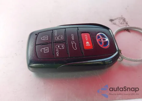 2023 Toyota Sienna Xle z USA, uszkodzony, nr VIN 5TDYRKEC9PS171845